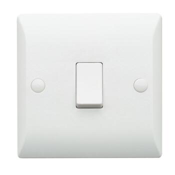 Silk 2 Way Single Light Switch - White - Slimline White
