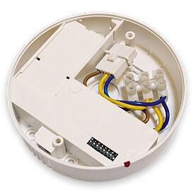 Wireless Base For Mains Smoke and Heat Detectors - White