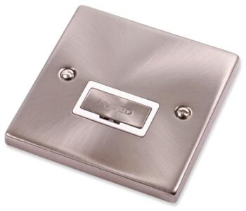 Satin Chrome Fused Spur 13A Ingot - White Interior Unswitched